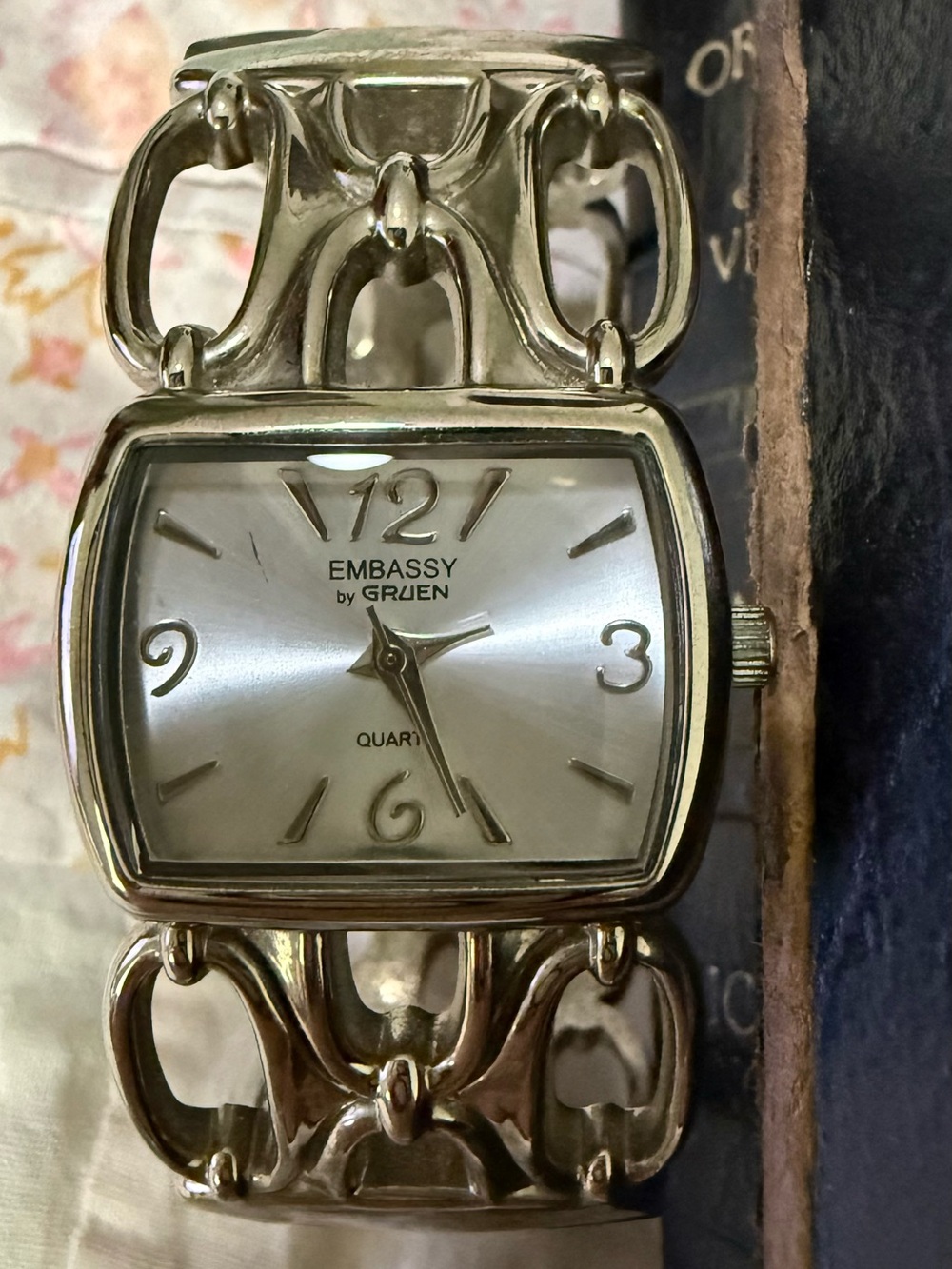 Gruen Embassy Women’s Rectangle Quartz Silver Stainless Bracelet Watch New Batt